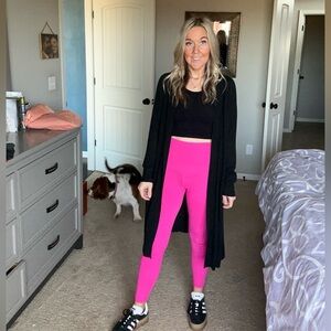 Women's Pink Leggings size small SO SOFT!